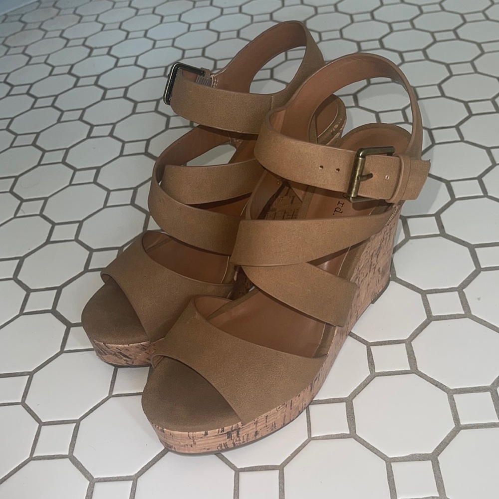 Wedges - Picture 2 of 3